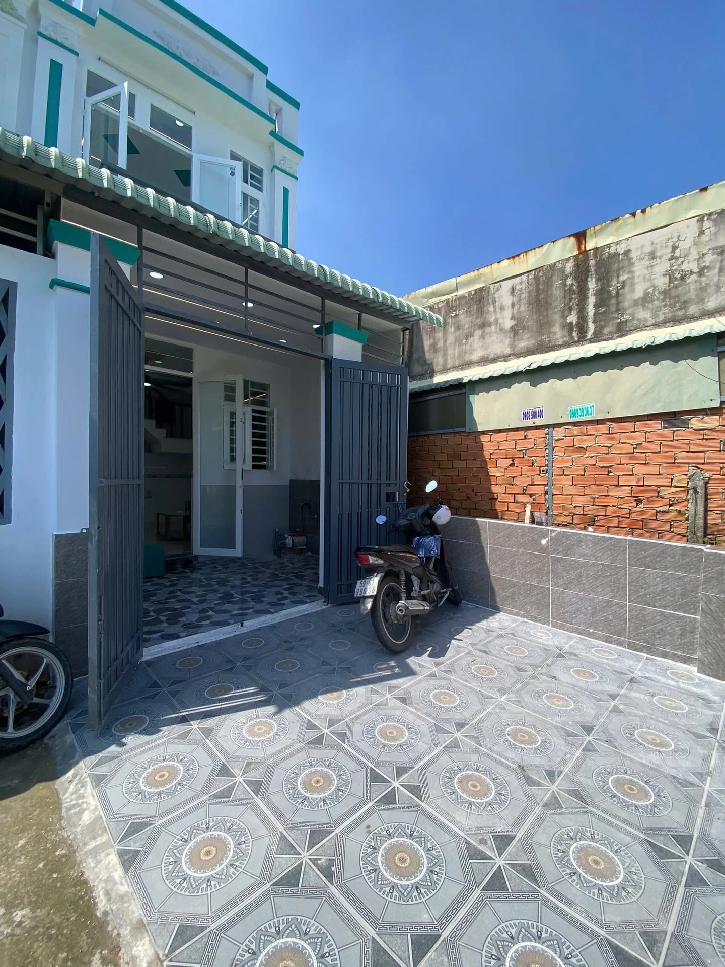 Bán nhà 7 tầng thang máy 40m² sát Hồ Ba Mẫu, Lê Duẩn 10.7 tỷ x100tc - Ảnh 1