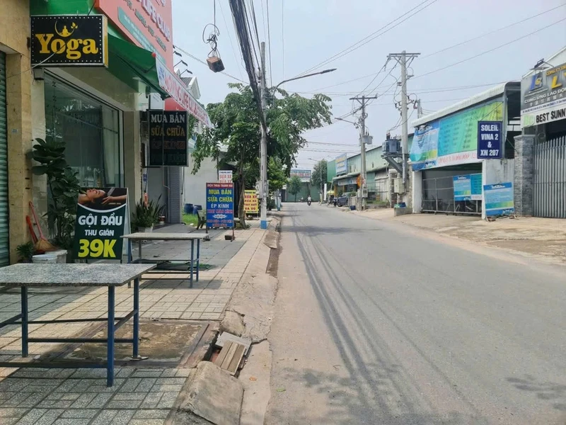 Bán shophouse mặt tiền 109m² Dĩ An, 5 kiot cho thuê 12tr/tháng