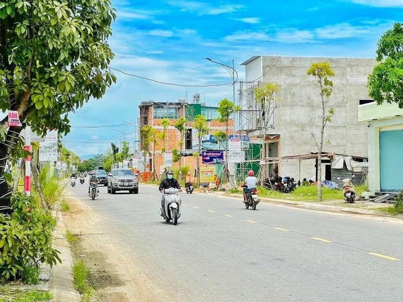 Bán lô đất mặt tiền 110m² Quảng Ngãi 2 tỷ