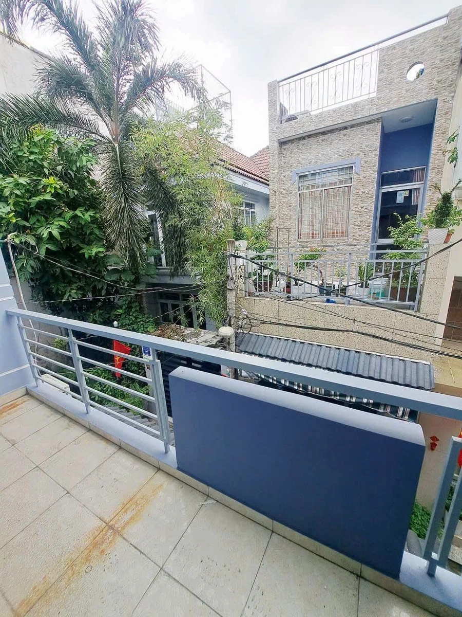 Bán nhà hẻm 4m Lê Văn Quới, 4x8m, 1 lầu 2PN, giá 3,85 tỷ, Bình Tân - Ảnh thu nhỏ 2