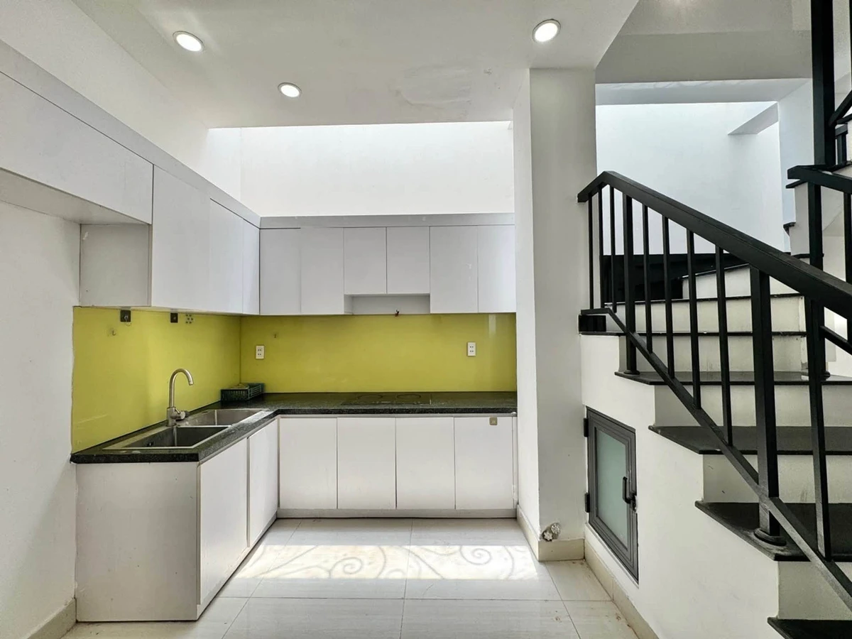 Bán nhà lô góc hẻm Nguyễn Văn Khối, Gò Vấp, 50m², 3PN, giá 6,55 tỷ - Ảnh 1