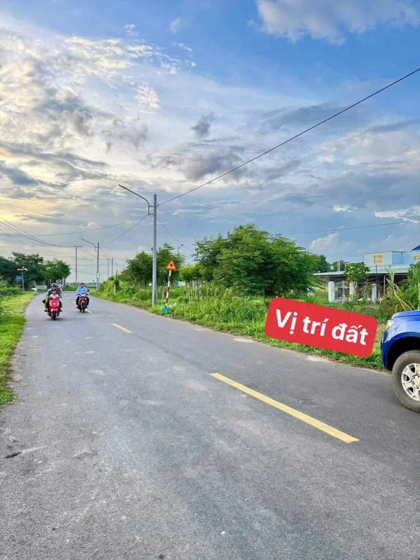 Bán đất mặt tiền Lê Thánh Tông, 481m2, 2 tỷ 3 Đất Đỏ