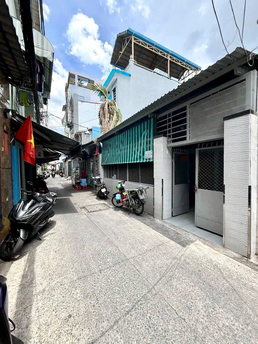 Bán nhà Quận 4, 40m2, 2PN, 3,5 tỷ - Ảnh 1