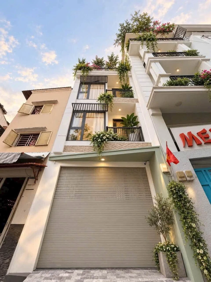 Bán nhà hẻm ô tô 60m² có thang máy, garage gần Huỳnh Văn Bánh, Phú Nhuận - 15,5 tỷ - Ảnh 1