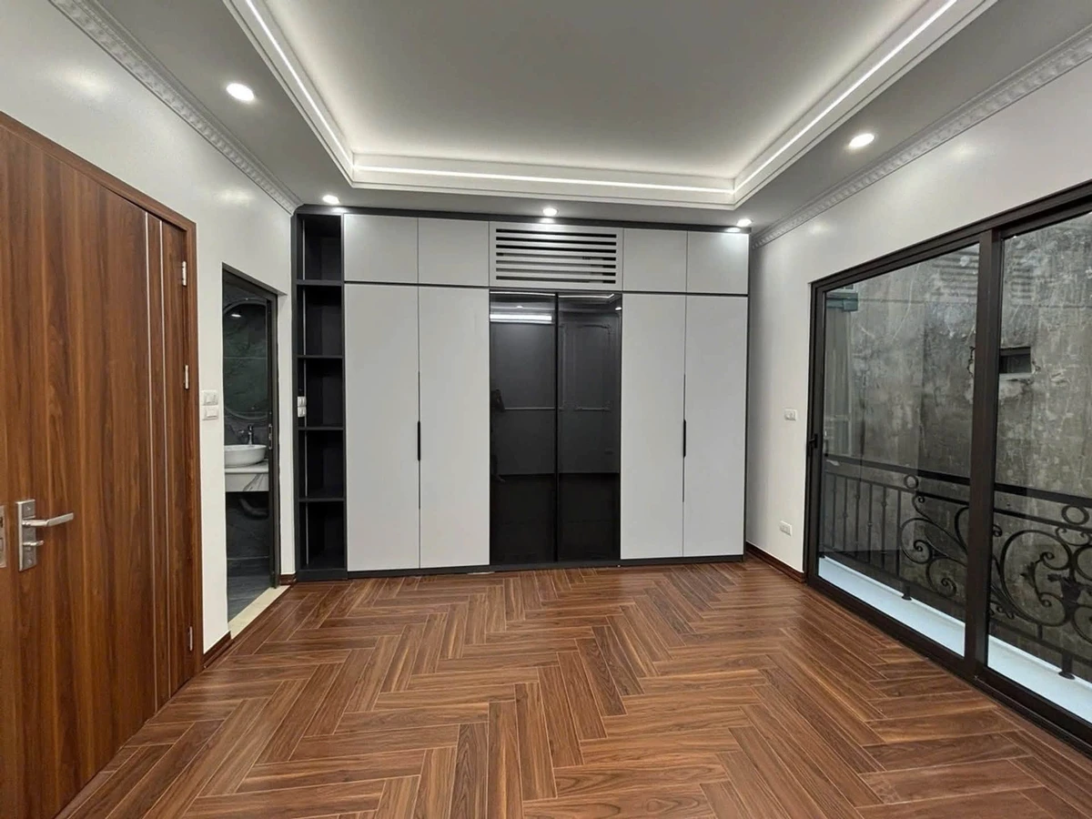 Bán nhà 5 tầng thang máy 33m² Tam Trinh, Hoàng Mai - Ảnh thu nhỏ 4