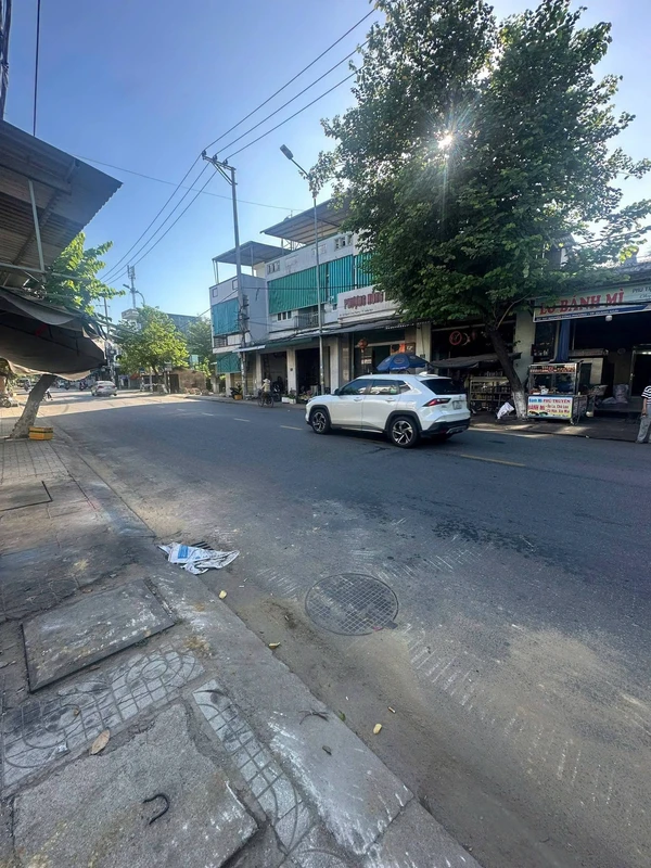 Bán đất mặt tiền Ninh Quang Khánh Hòa 150m2 460 triệu vitoria