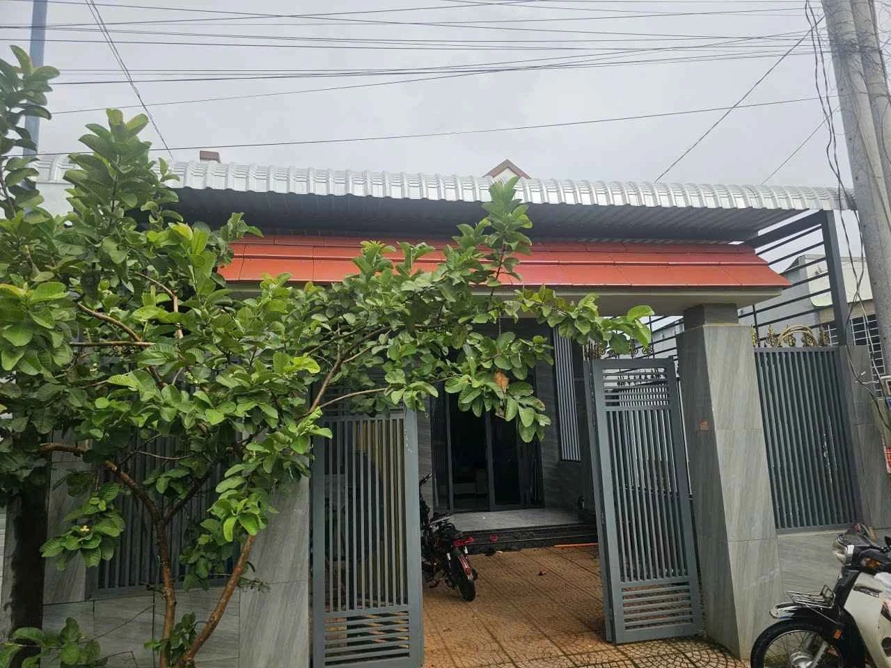 Bán nhà Hương Lộ 3 Hòa Long 172m² 2 phòng ngủ 2,5 tỷ - Ảnh 1