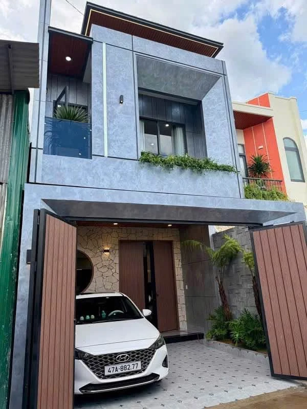 Bán nhà mê hẻm 45 Nguyễn Viết Xuân, full nội thất, 2 phòng ngủ, Buôn Ma Thuột - Ảnh 1