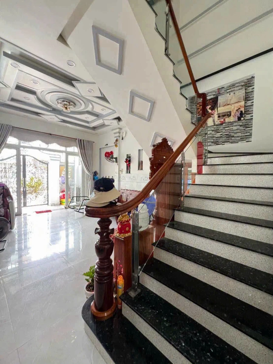 Bán nhà Rạch Giá, 91 m², 3 PN, 3 tỷ 050 triệu - Ảnh thu nhỏ 4