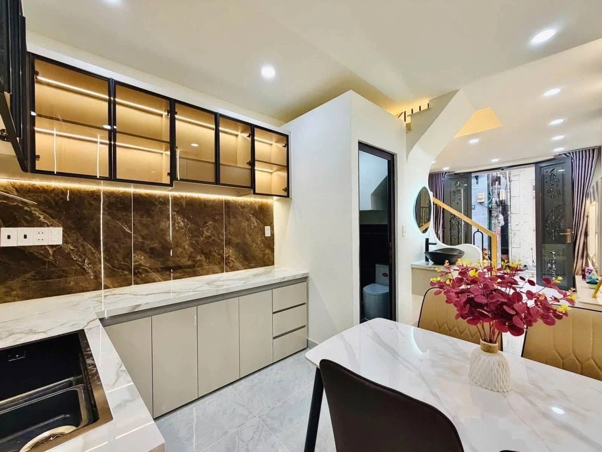 Bán nhà 3 tầng 4PN 24m² Bùi Quang Là, Gò Vấp, 3.85 tỷ - Ảnh thu nhỏ 2