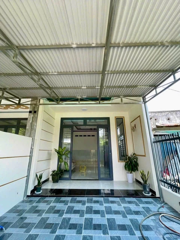 Bán nhà mới 103.5m² 2PN, khu Long Hải, Tây Ninh