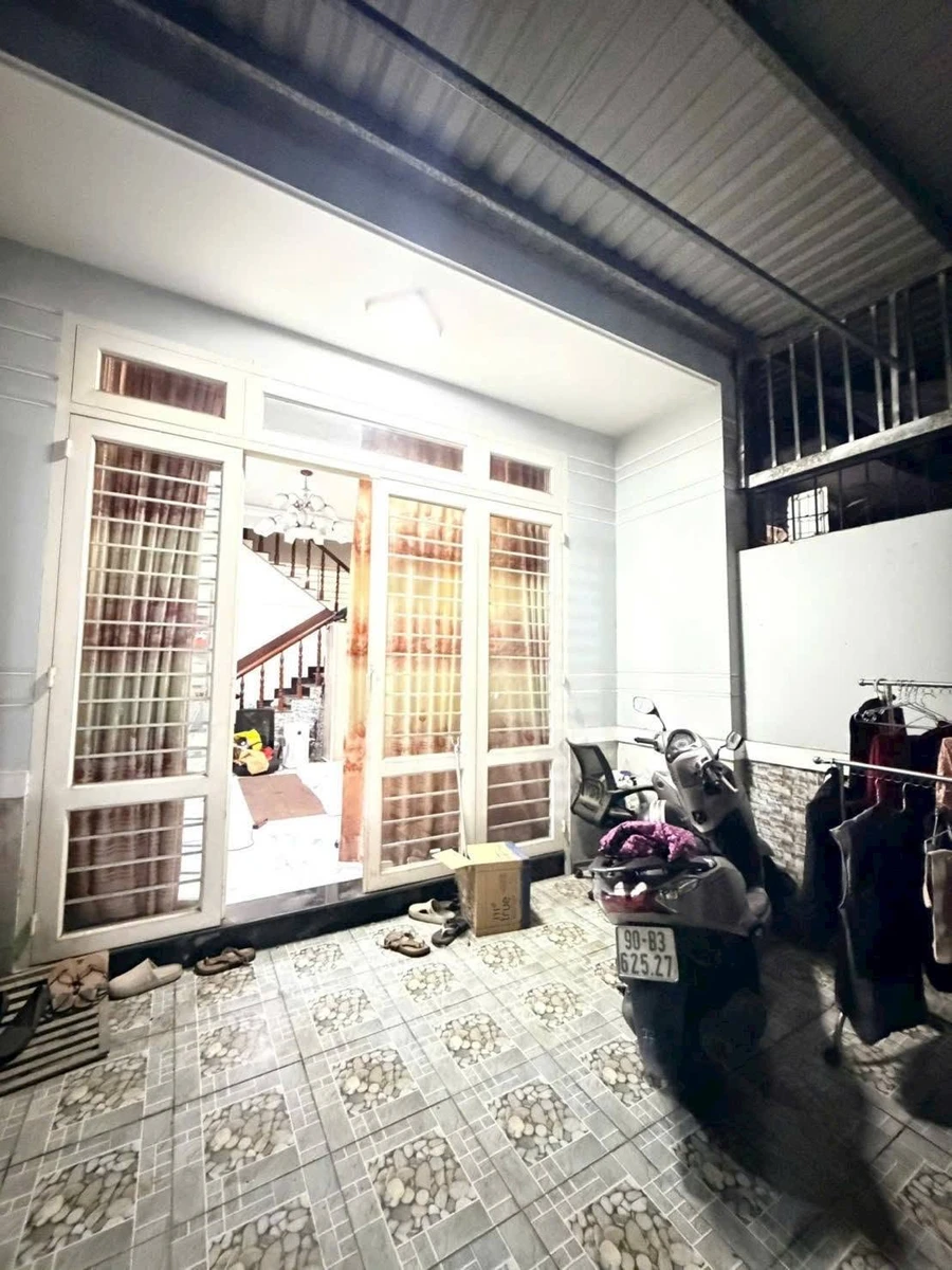 Bán nhà 1 trệt 1 lầu 60.9m2 Thủ Đức 4.6 tỷ - Ảnh thu nhỏ 2