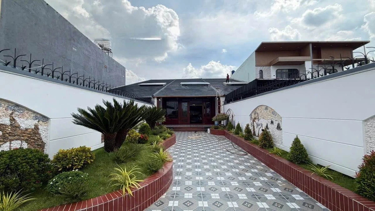 Bán nhà vườn gỗ 300m² 5,1 tỷ Phước Lý Long An - Ảnh thu nhỏ 3