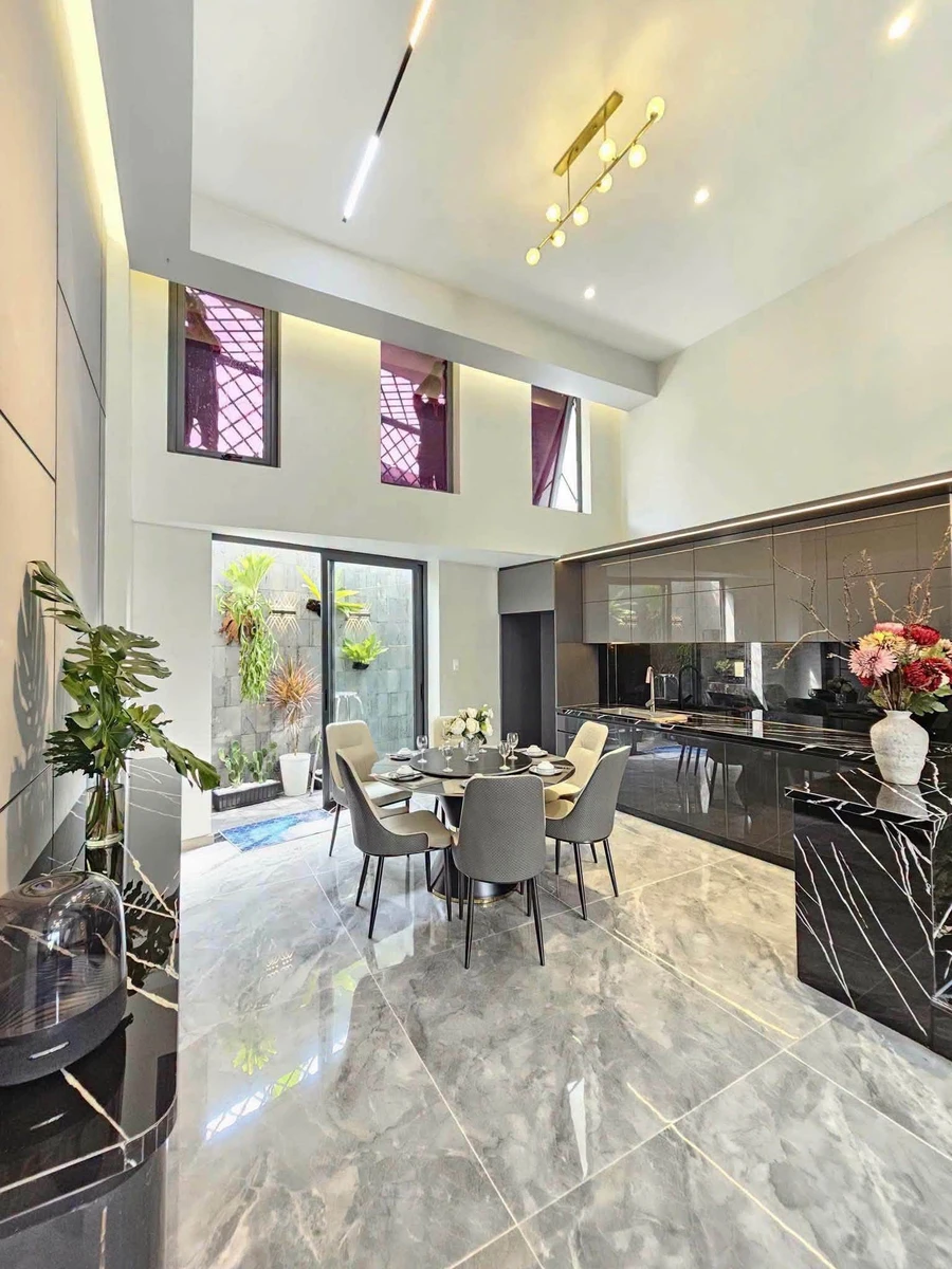 Bán nhà góc mặt tiền Ngô Văn Sở Dĩ An 90m2 4 tầng hơn 8 tỷ - Ảnh thu nhỏ 4