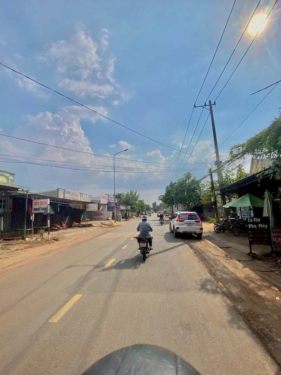 Bán đất nông nghiệp view suối 188m² thổ cư Long Khánh 829 triệu - Ảnh thu nhỏ 4
