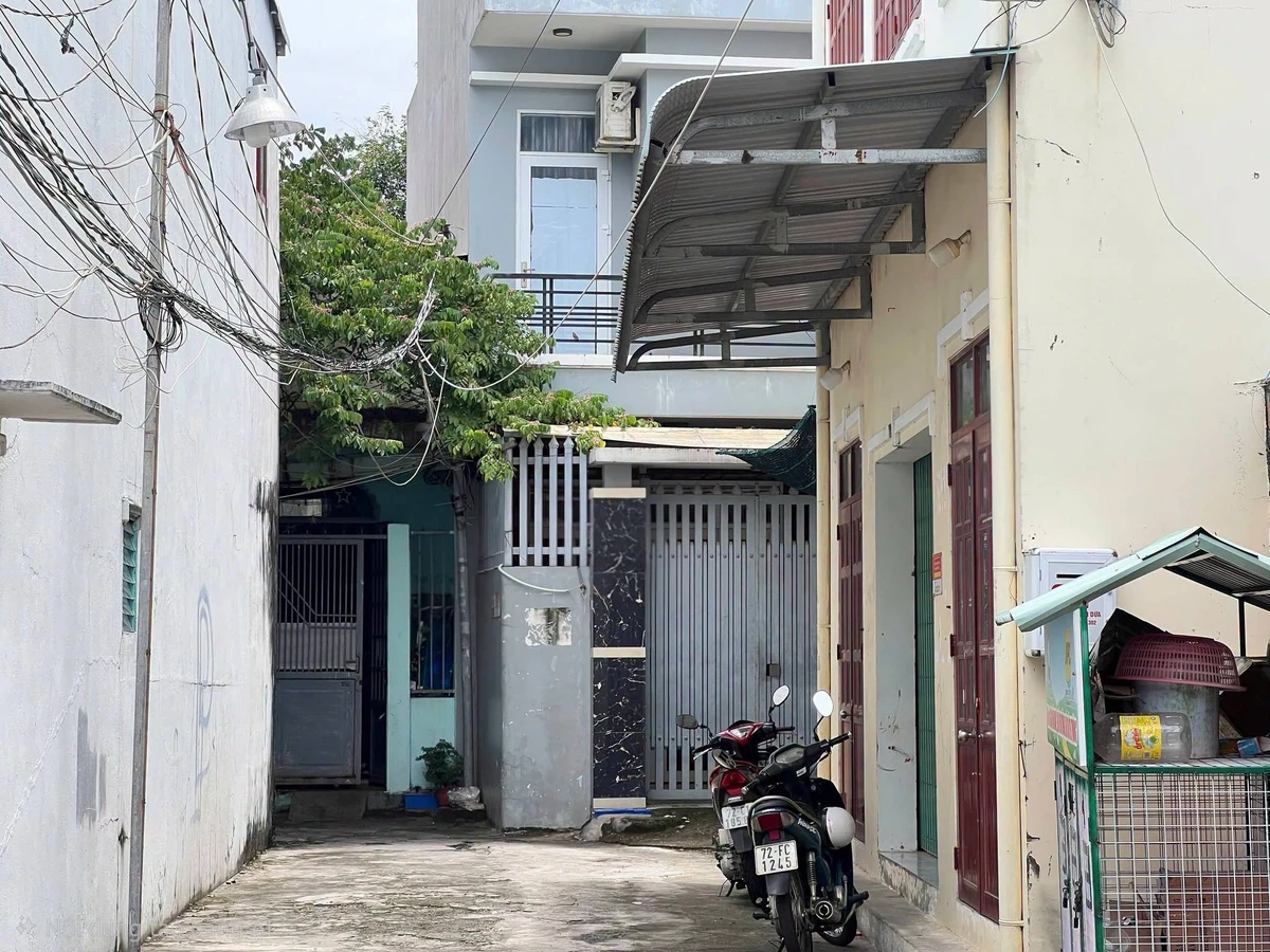 Bán nhà cấp 4 có gác hẻm ô tô đường Nơ Trang Long, Phường Rạch Dừa, 40m2, giá 2,65 tỷ - Ảnh thu nhỏ 2