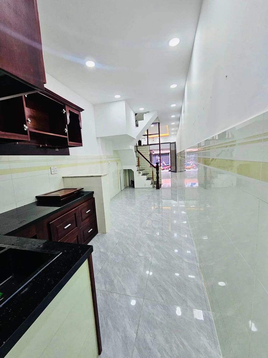 Bán nhà hẻm 54m2 2PN 2WC giá 4.4 tỷ Bình Tân - Ảnh thu nhỏ 2