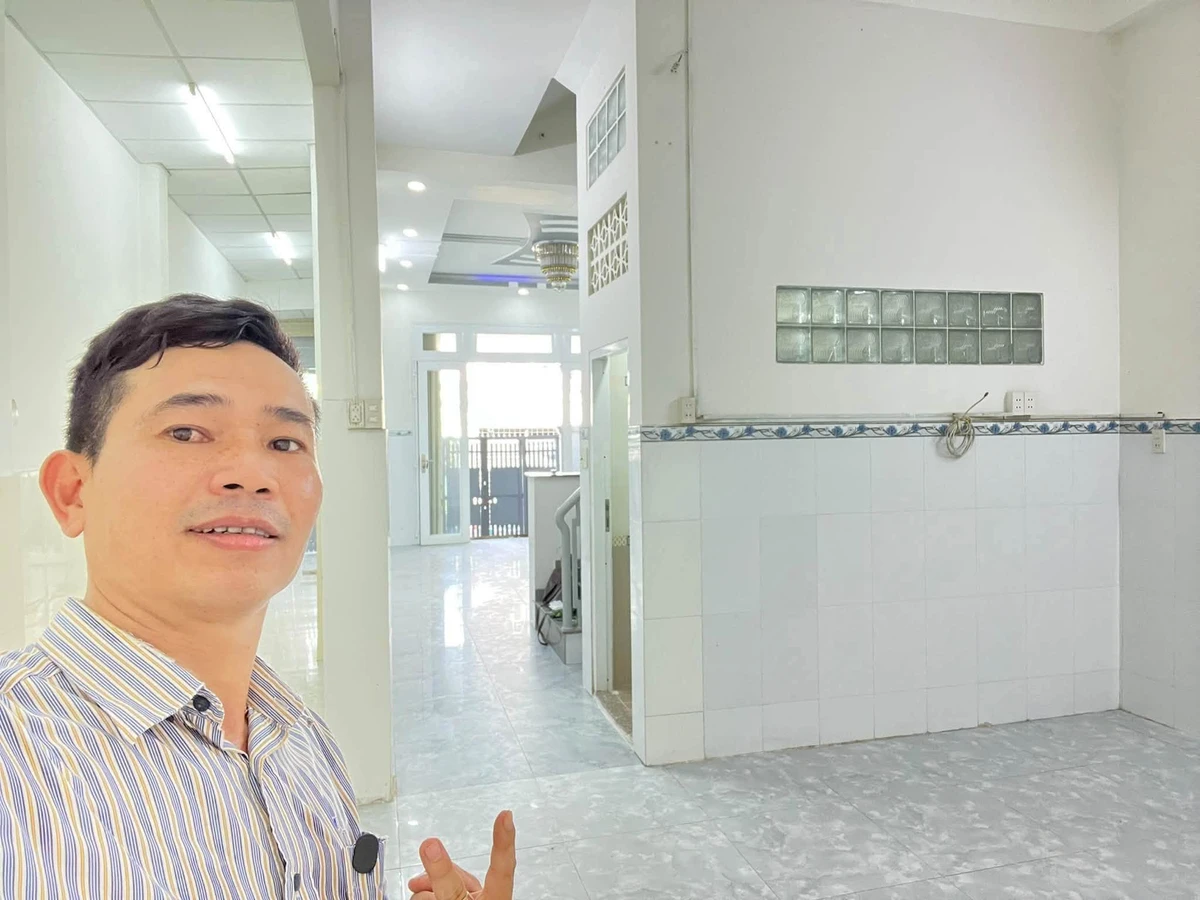 Bán nhà phố Lê Cơ, 3 tầng, 222m2, 6 tỷ, Quận 1 - Ảnh thu nhỏ 2