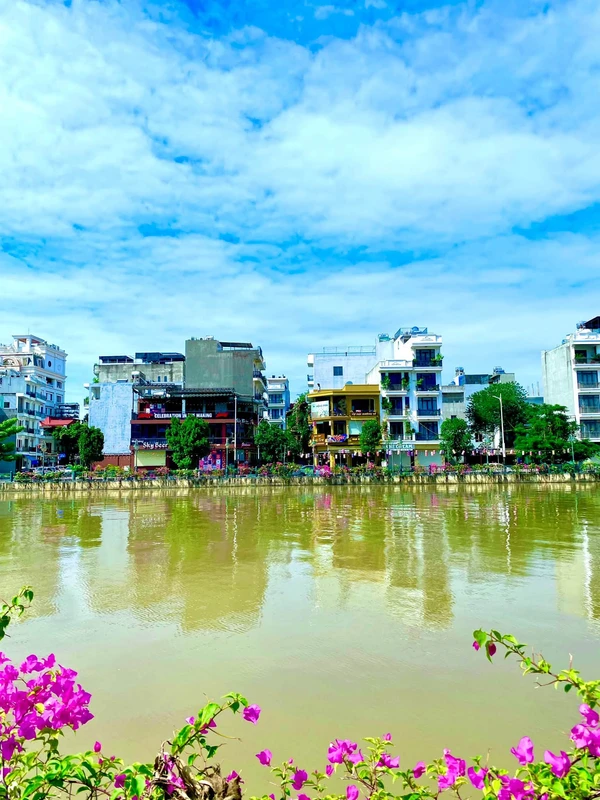 Bán nhà mặt đường Thế Lữ 5 tầng 65m2 thang máy view sông Tam Bạc, Hải Phòng