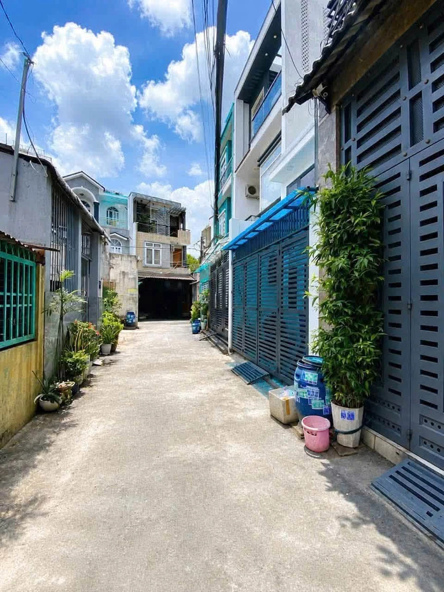 Bán nhà 3 tầng 4PN Linh Xuân 50.1m² 4 tỷ - Ảnh 1
