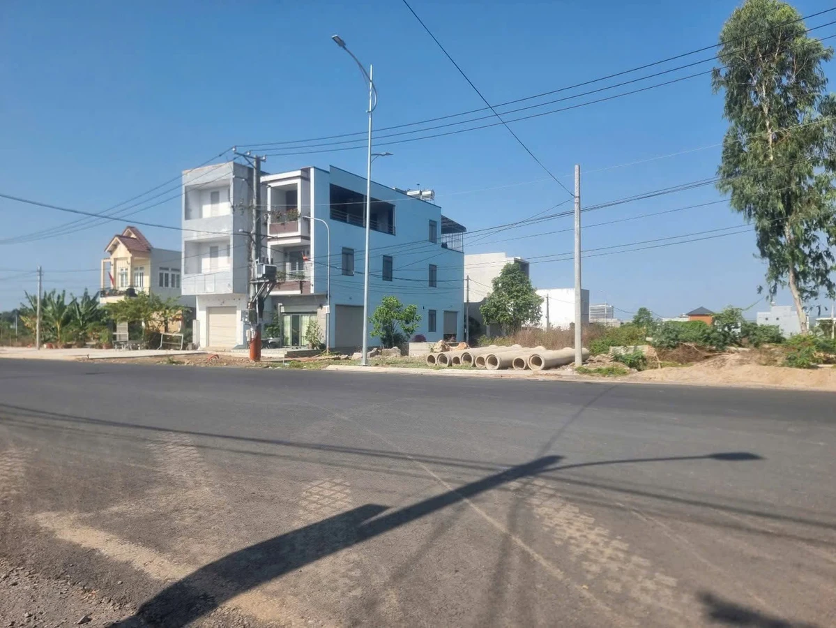 Bán lô đất mặt tiền Hương Lộ 2 Bà Rịa 143m2 3,78 tỷ - Ảnh thu nhỏ 2