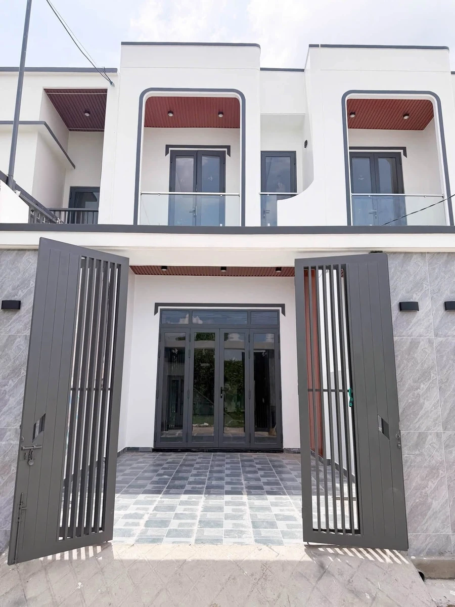 Bán nhà phố Phước Tân 140m2 4PN, giá 700 triệu - Ảnh thu nhỏ 2