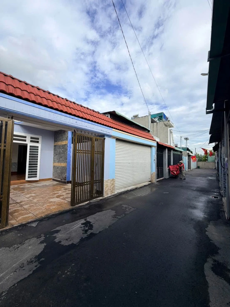 Bán nhà 2 tỷ 500 triệu Phường Trảng Dài, Bình Dương 100m² - Ảnh 1