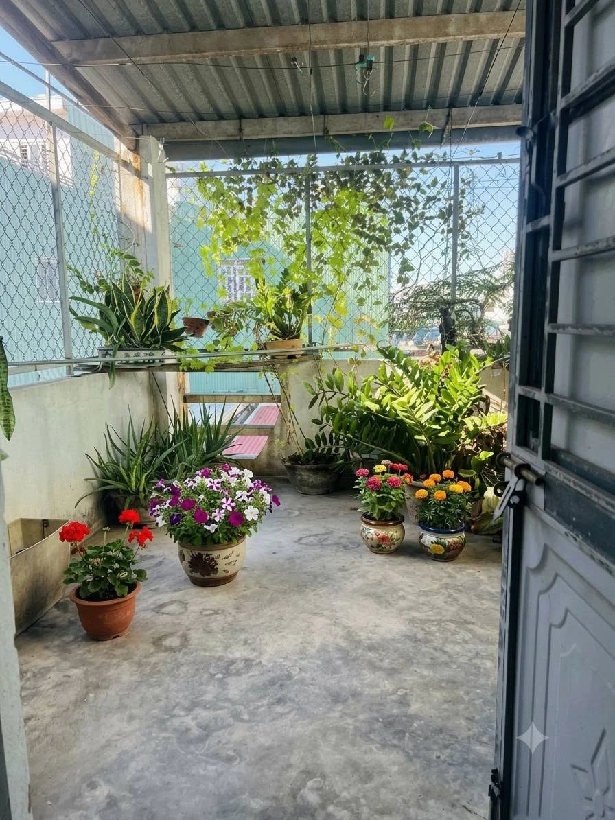 Bán nhà 2,5 tầng sau căn mặt tiền Nguyễn Thị Minh Khai, trung tâm Quy Nhơn, 35m2 - Ảnh thu nhỏ 2