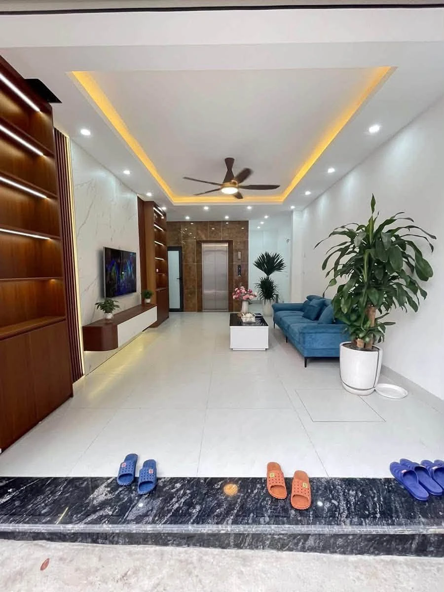 Nhà bán 6 tầng thang máy 45m2 Tây Mỗ Hà Nội 8.8 tỷ - Ảnh 1