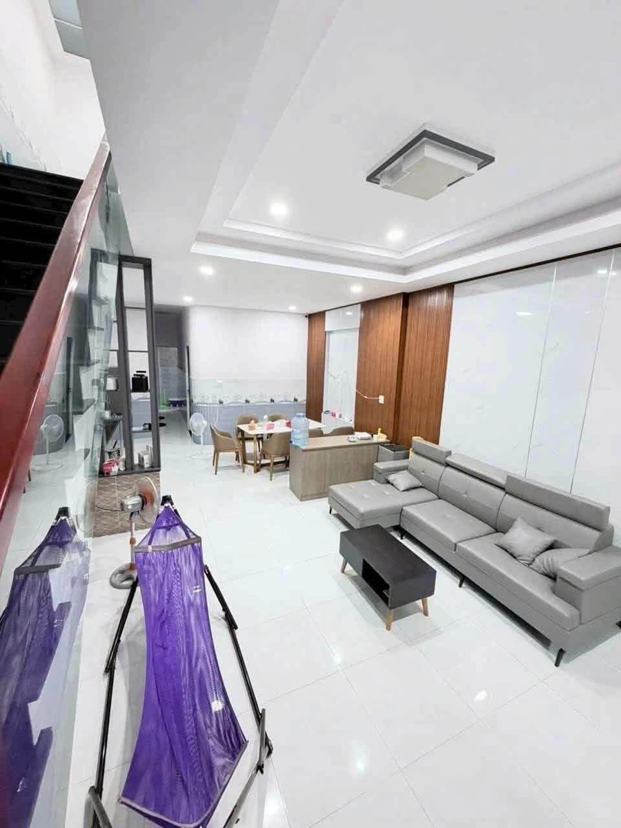 Bán nhà 1 trệt 1 lầu 3PN Phan Thiết 92m² 2.4 tỷ - Ảnh thu nhỏ 3