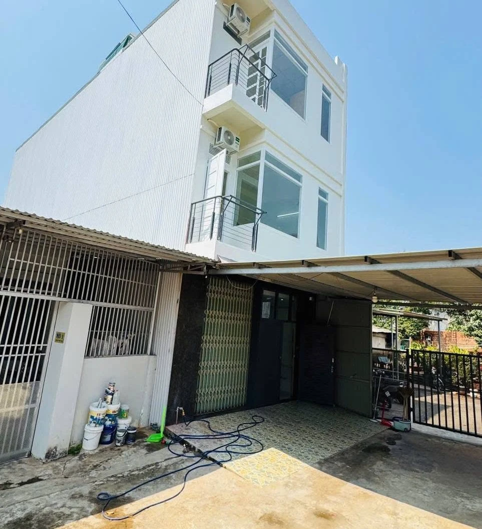 Bán nhà dịch vụ 14 căn hộ 132m2 Giải Phóng 5,8 tỷ - Ảnh 1