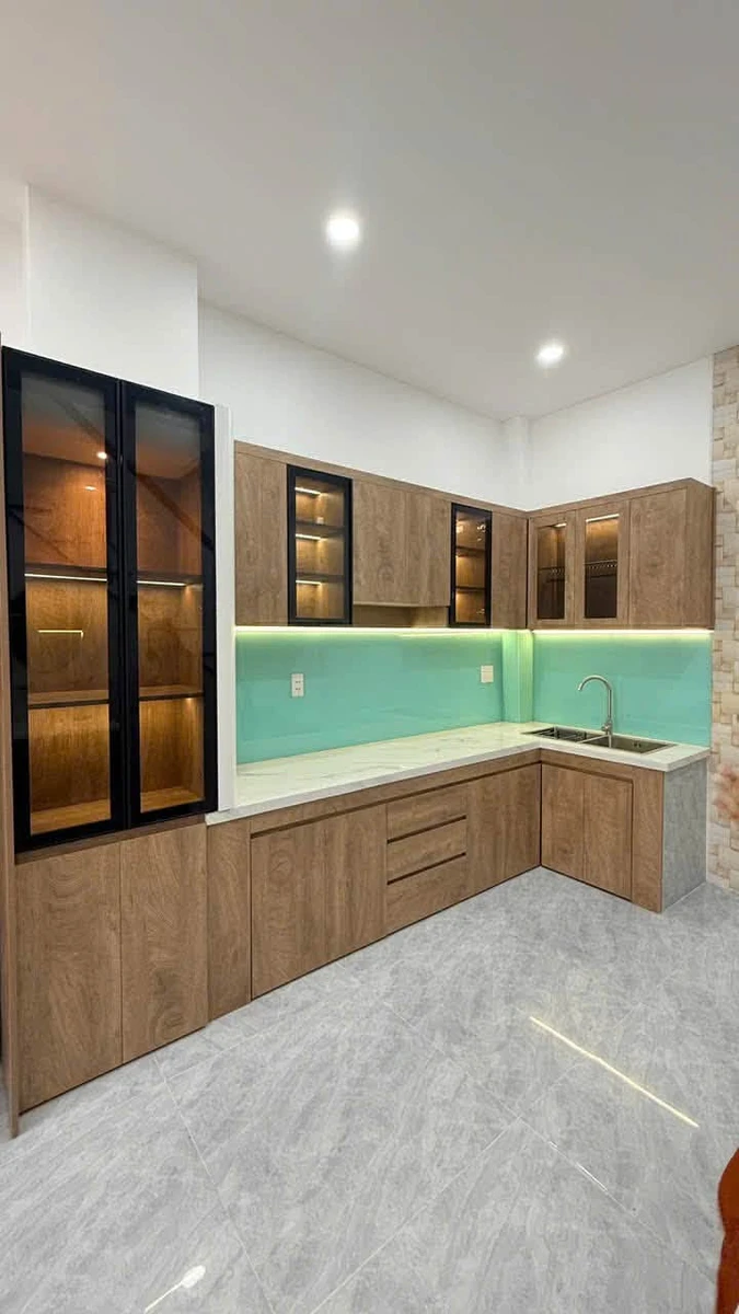 Bán nhà 2 tầng sát Bến Xe Miền Tây, 40m2, 4 tỷ - Ảnh thu nhỏ 3