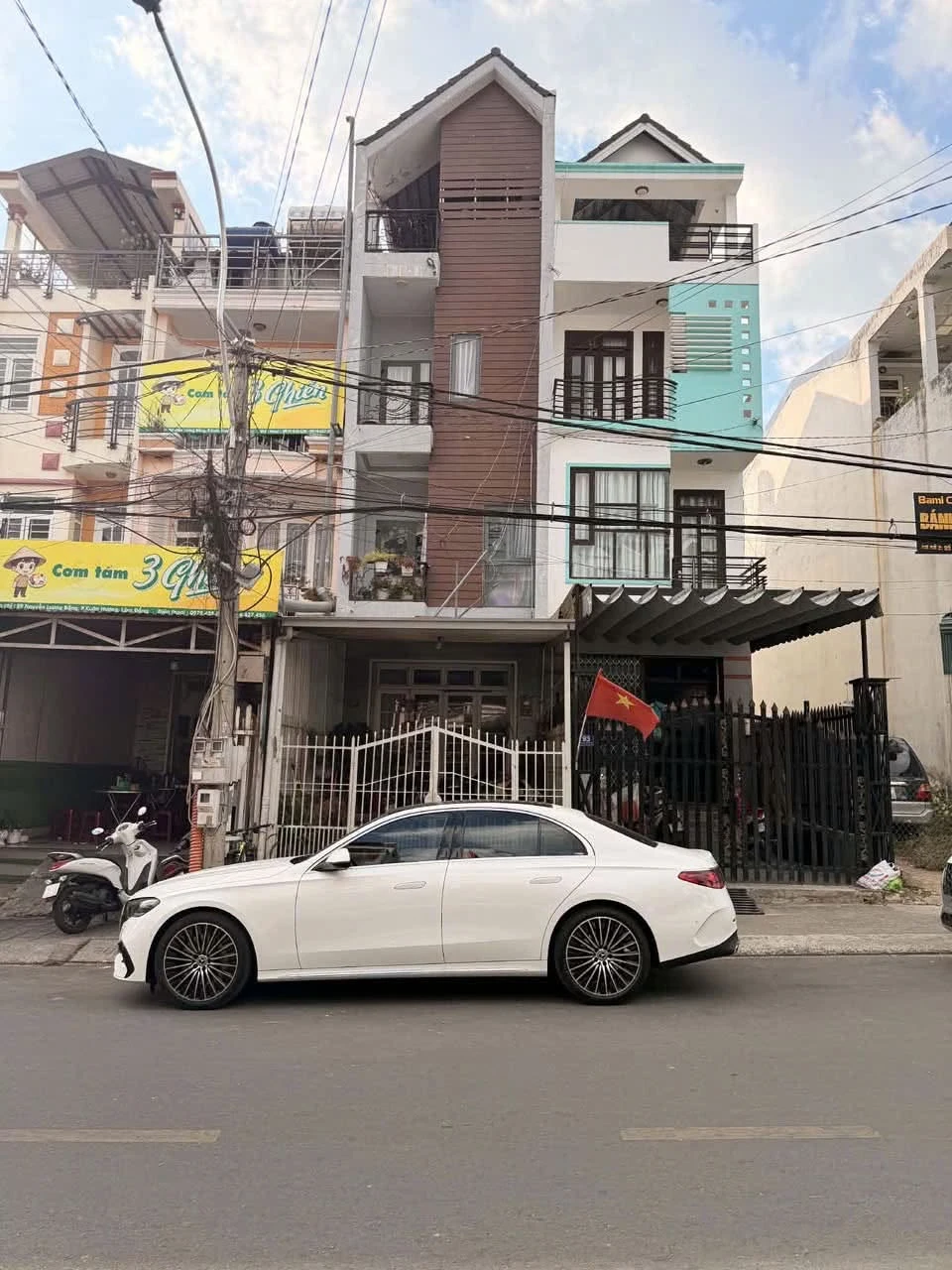 Bán nhà mặt tiền Đà Lạt 6PN 76m2, giá 13 tỷ 800 triệu - Ảnh 1