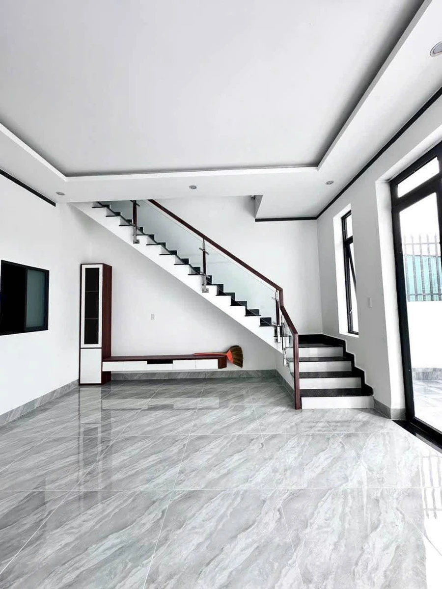 Nhà lầu 5,5x17m Trảng Dài, Bình Dương, sổ hồng riêng - Ảnh thu nhỏ 3