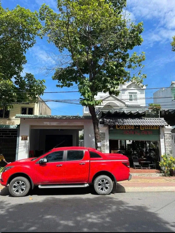 Bán nhà mặt tiền kinh doanh 176,5m² Võ Thị Sáu, Dĩ An