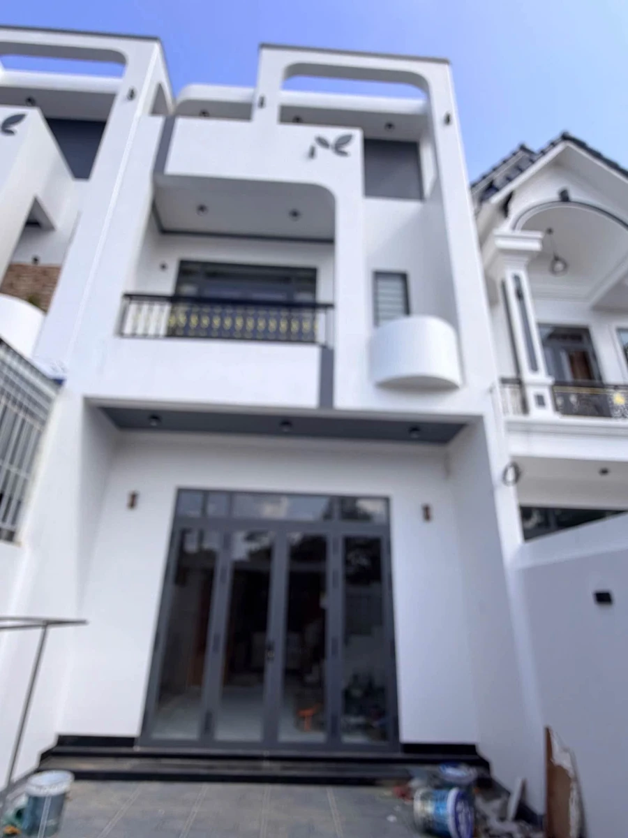 Bán nhà Long Khánh 115m2, 3 PN, 1 tỷ 950 triệu - Ảnh thu nhỏ 2