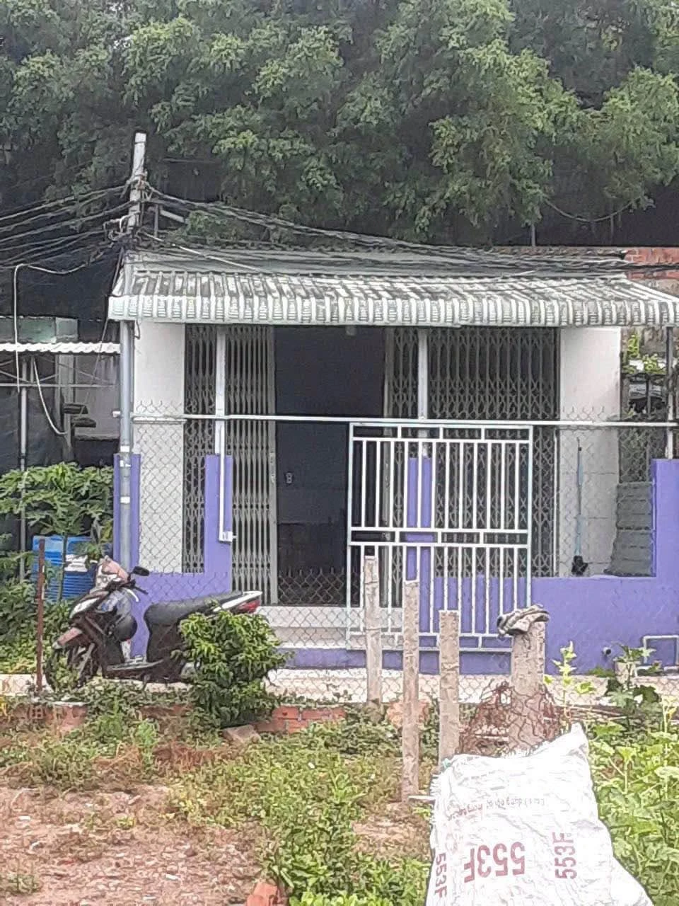 Bán nhà 3 phòng ngủ 100m2 Hóc Môn - Ảnh 1