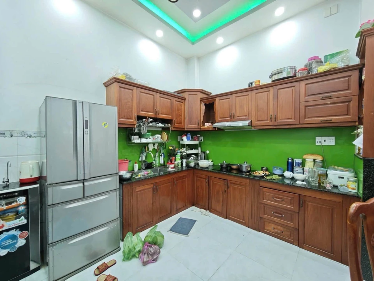 Bán nhà hẻm 5m Lê Văn Quới, 4x10, 1 trệt 2 lầu, giá 4,8 tỷ, Bình Tân - Ảnh thu nhỏ 2