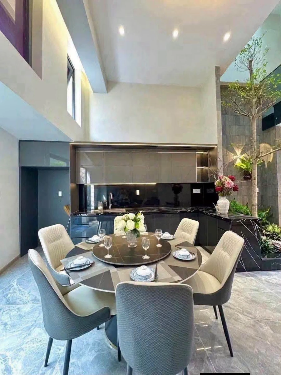 Bán nhà 1 trệt 3 lầu mặt tiền kinh doanh 91m², Dĩ An 8,8 tỷ - Ảnh thu nhỏ 4