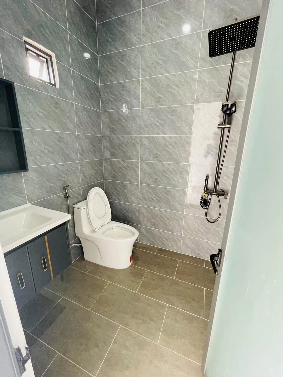 Nhà phố Bến Cát 100m² 3 PN 2.4 tỷ - Ảnh thu nhỏ 2