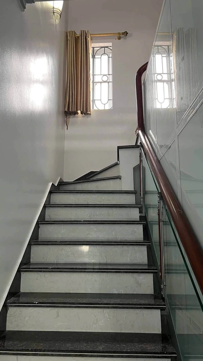 Bán nhà 3 tầng lô góc Điện Biên Phủ, 42m², 2 tỷ - Ảnh thu nhỏ 3