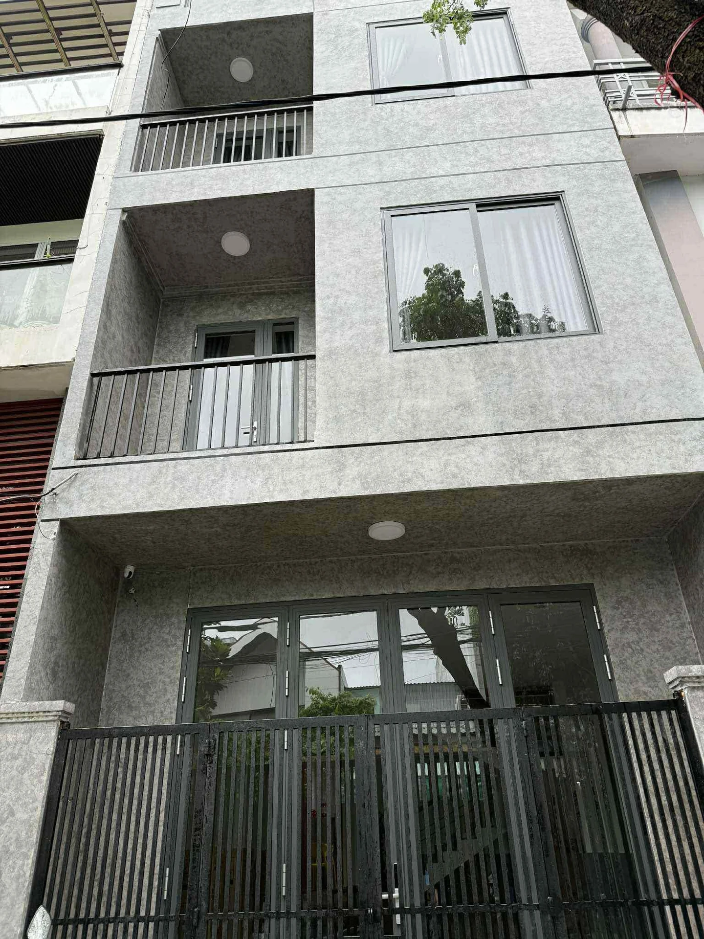 Bán tòa nhà căn hộ 75m2 mặt tiền Đầm Rong 2, Đà Nẵng 9,5 tỷ - Ảnh 1