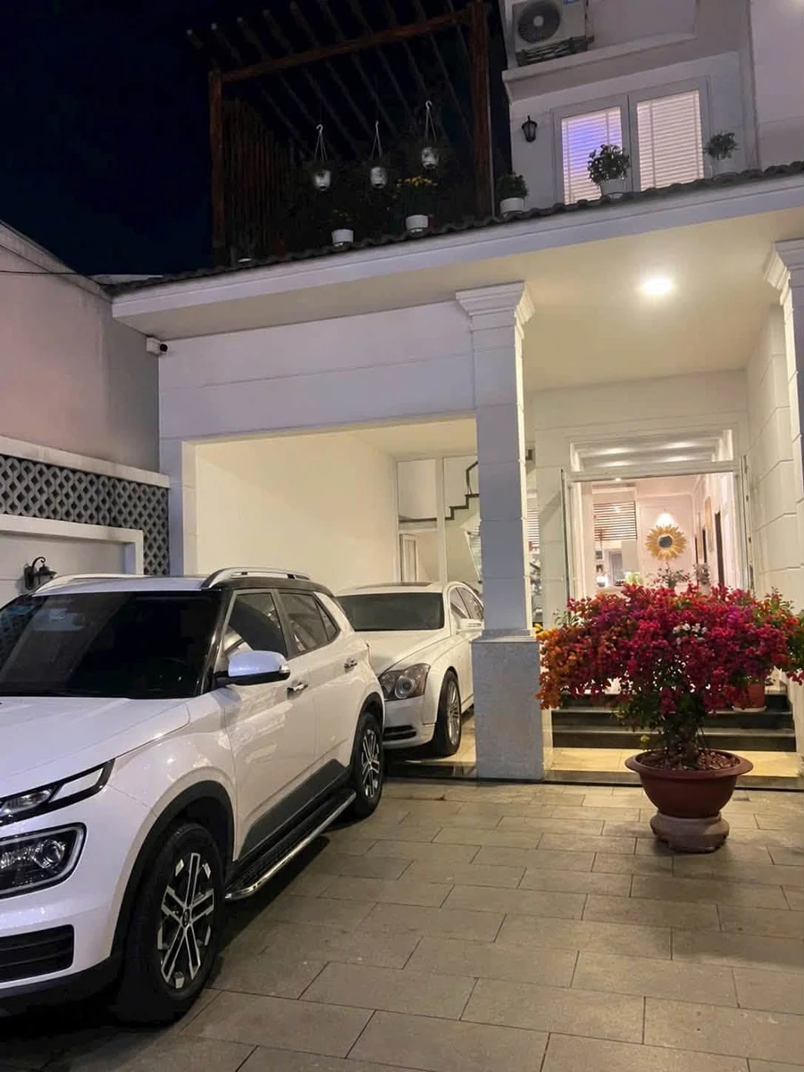Bán biệt thự 4 phòng ngủ 313m² Biên Hòa, 12 tỷ 800 - Ảnh 1