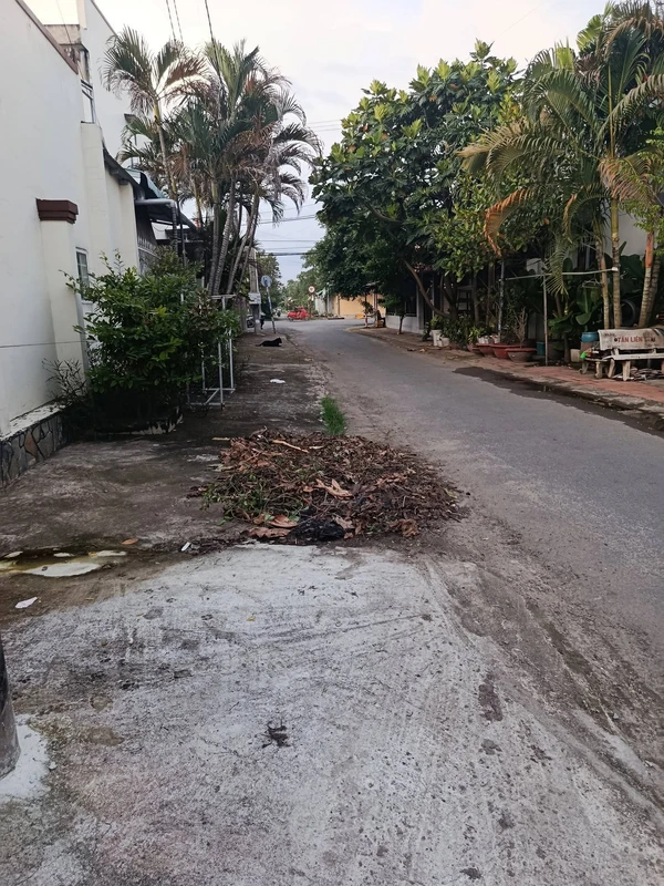 Bán nhà 1 trệt 1 lầu 3PN Trần Phú Long Hoa Tây Ninh 90m²