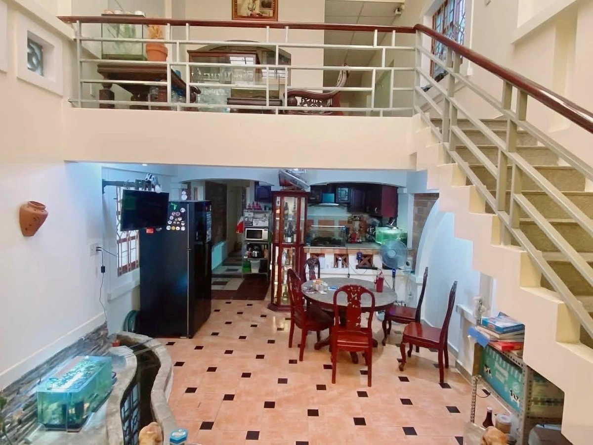 Bán nhà hẻm thông Tô Hiến Thành, 130m2, 4PN, giá hơn 15 tỷ, Quận 10 - Ảnh thu nhỏ 2