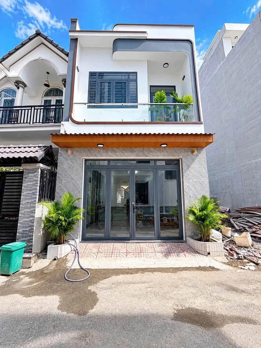 Bán nhà 1 trệt 1 lầu Hoàng Minh Chánh, 150m2, 3.999 tỷ - Ảnh 1