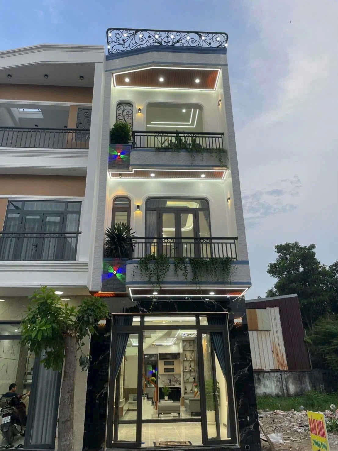 Bán nhà phố 4 phòng ngủ 67m2 An Phú Thủ Đức - Ảnh 1