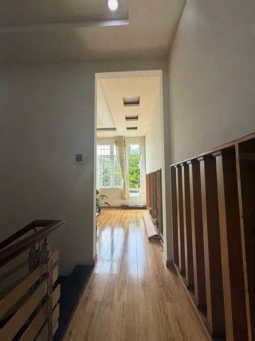 Bán nhà mê lửng 180.54m² mặt tiền Tố Hiến Thành 10 tỷ - Ảnh thu nhỏ 3