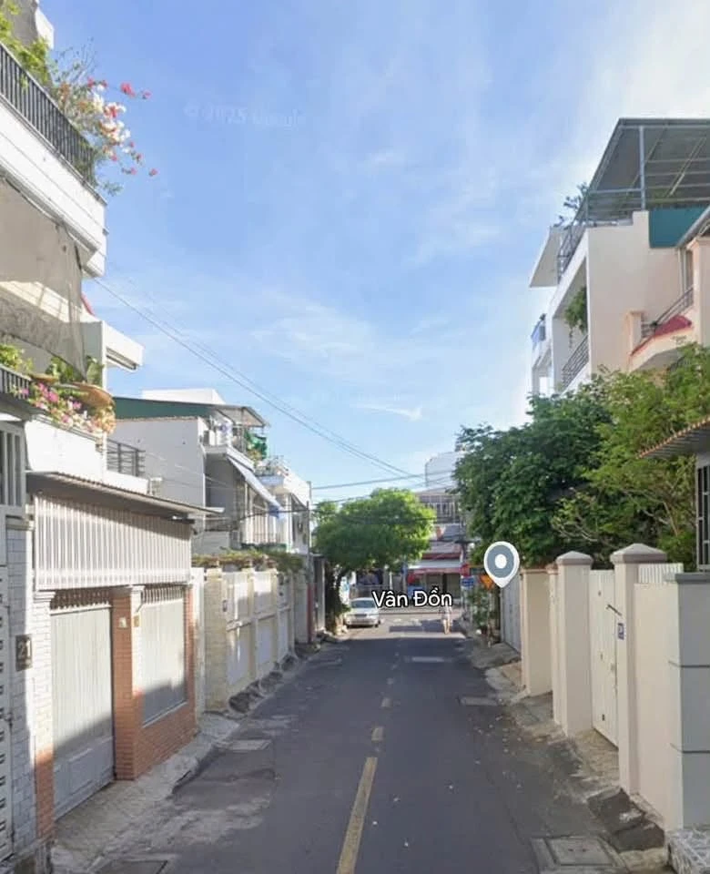 Bán nhà 3 tầng 94,8m² 5PN khu bàn cờ Nha Trang 11,7 tỷ - Ảnh thu nhỏ 2