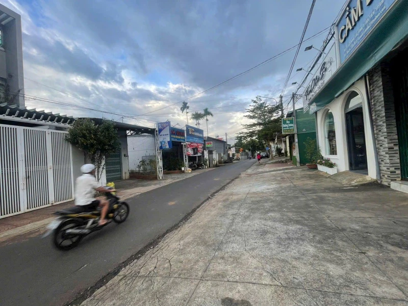 Bán 2 lô đất mặt tiền Lương Thế Vinh, Buôn Ma Thuột, 88m²
